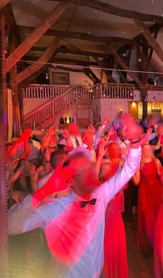 Hochzeits-DJ aus Lingen – Premium DJ für Emsland & Umgebung